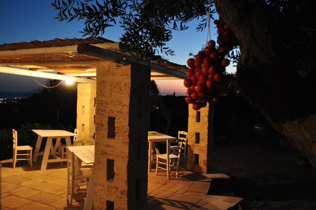 Contrada Borgin Bed and Breakfast Marina Di Pescoluse Exteriör bild